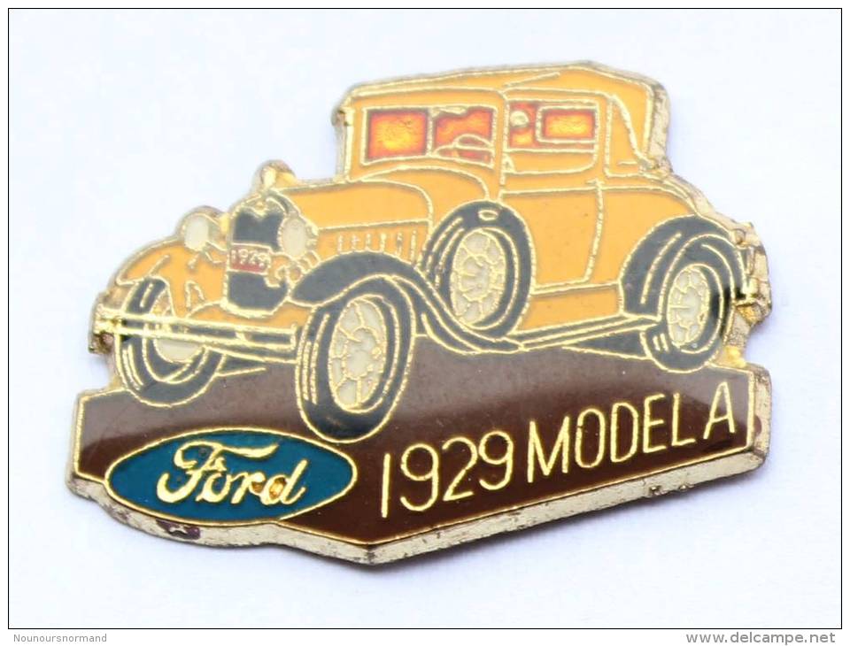 Pin's  FORD 1929 MODEL A - Logo - La Voiture Ancienne -   D118 - Ford