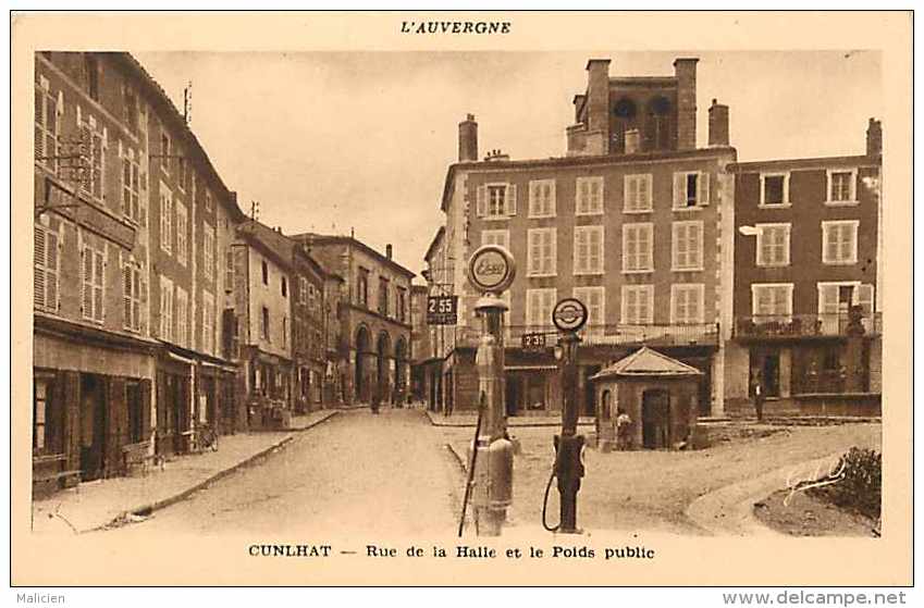 Puy-de-dôme - Réf 42 - Cunlhat - Rue De La Hale Et Le Poids Public - Pompe à Essence Esso  - Carte Bon état - - Cunlhat