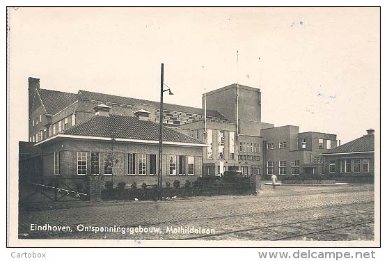 Eindhoven, Mathildelaan, Ontspanningsgebouw  (fotokaart Uit 1951) - Eindhoven