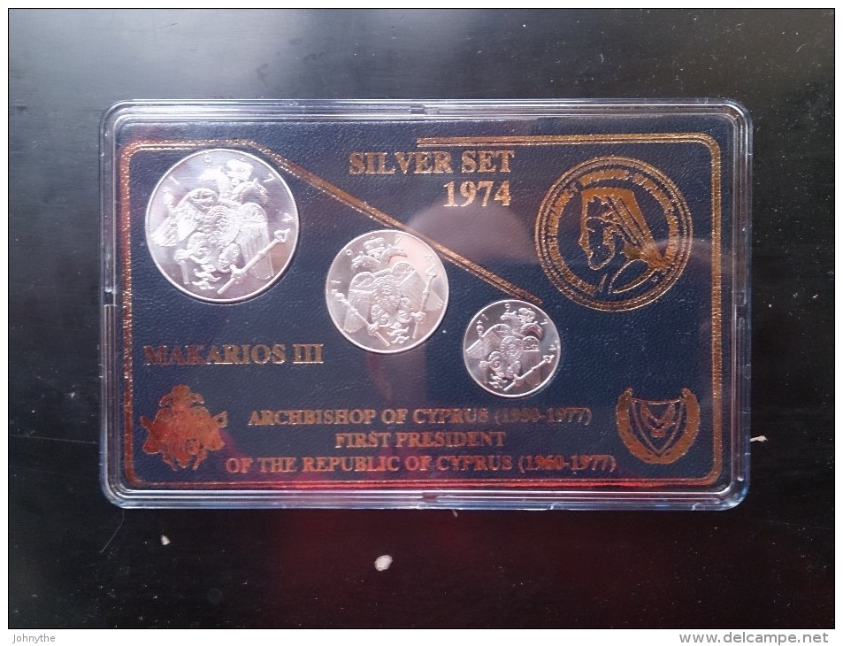 Cyprus 1974 MAKARIOS III 3 Silver Medals 3,6,12 Pounds UNC In Hard Plastic Case - Non Classés