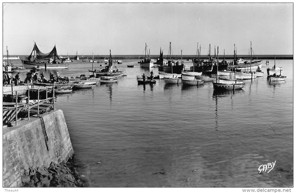 ¤¤   -  4   -  LESCONIL   -  Chalutiers Au Port  -  Bateaux De Pêche  -  ¤¤ - Lesconil