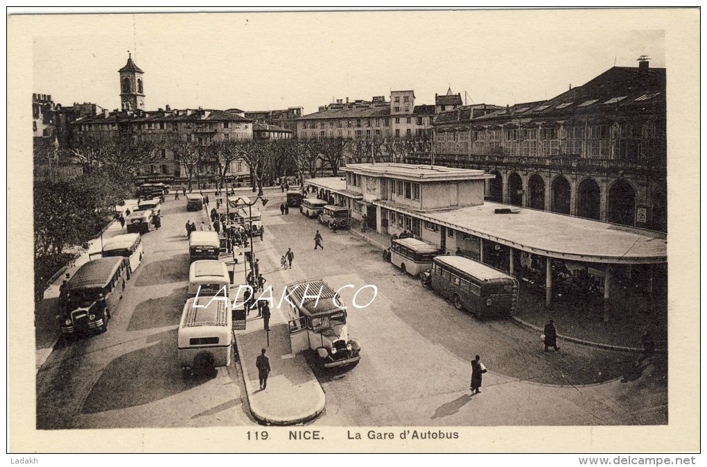 CARTE POSTALE  CPA NICE GARE D'AUTOBUS   # ANIMEE # - Transport Urbain - Auto, Autobus Et Tramway