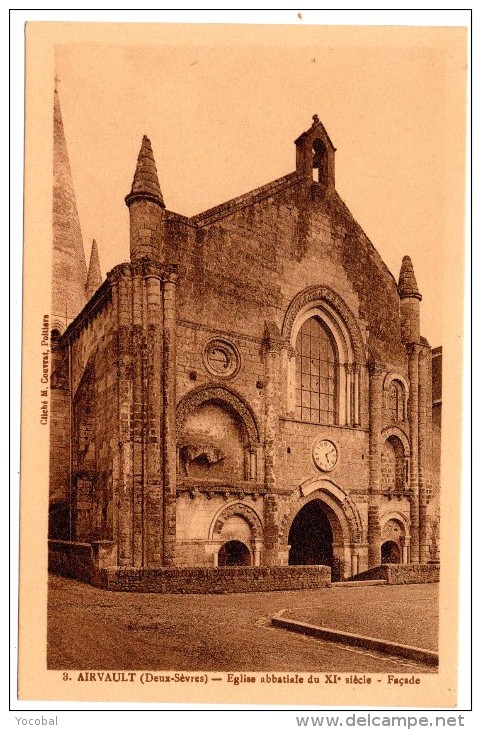 CP, 79, AIRVAULT, Eglise Abbatiale Du XIe Siècle, Façade, Vierge - Airvault