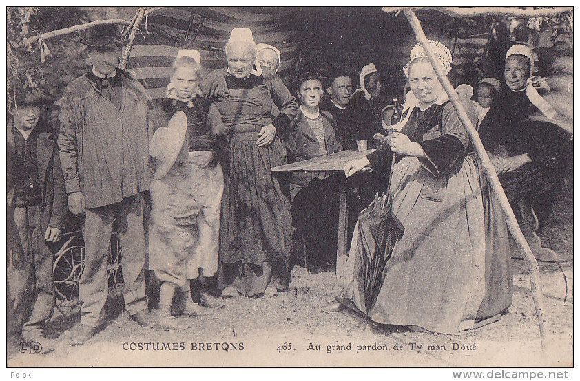 Al - Cpa Costumes Bretons - Au Grand Pardon De Ty Man Doué (Coiffes Du Finistère) - Other & Unclassified