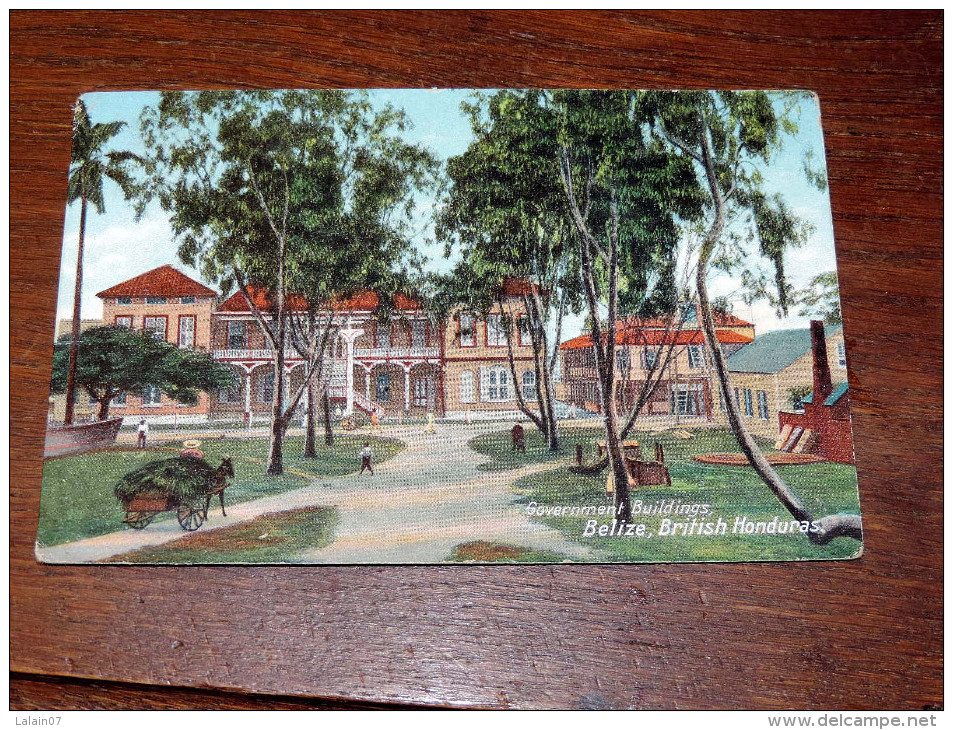 Carte Postale Ancienne : BELIZE : Government Buildings - Belice