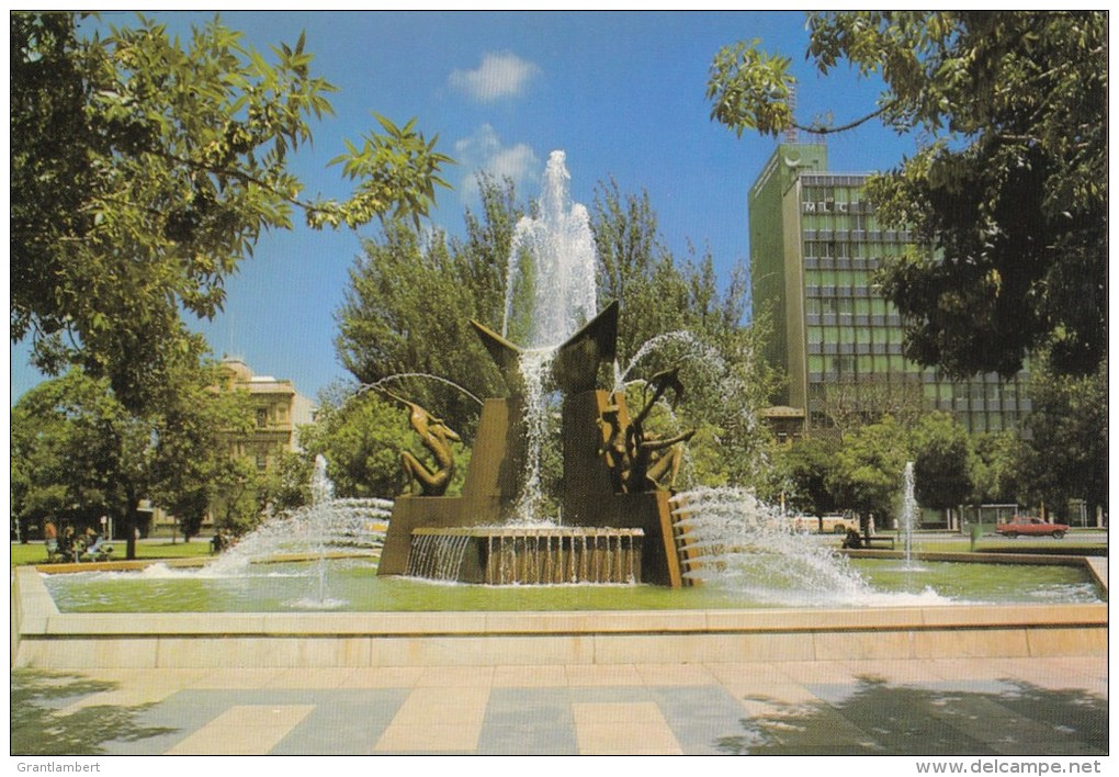 Victoria Square Fountain, Adelaide - NationalView P6020-2 Unused - Adelaide