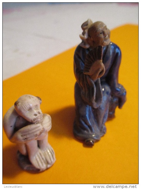 figurines de jardin japonais /2  piéces /Vieille femme et singe / Seconde moitié du XIXéme siécle  JAP19
