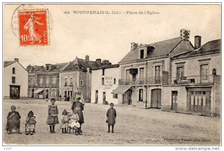 BOUGUENAIS - Place De L' Eglise  (63546) - Bouguenais