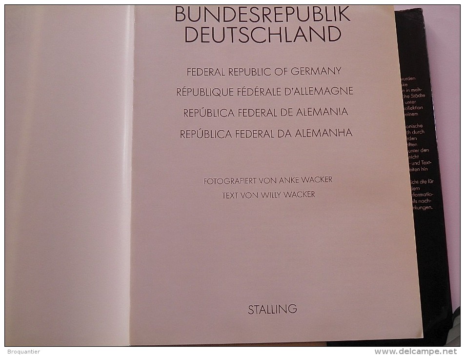 Bundesrepublik Deutsland Fotografiert Von Anke Wacker; Text Von Willy Wacker. - Politique Contemporaine