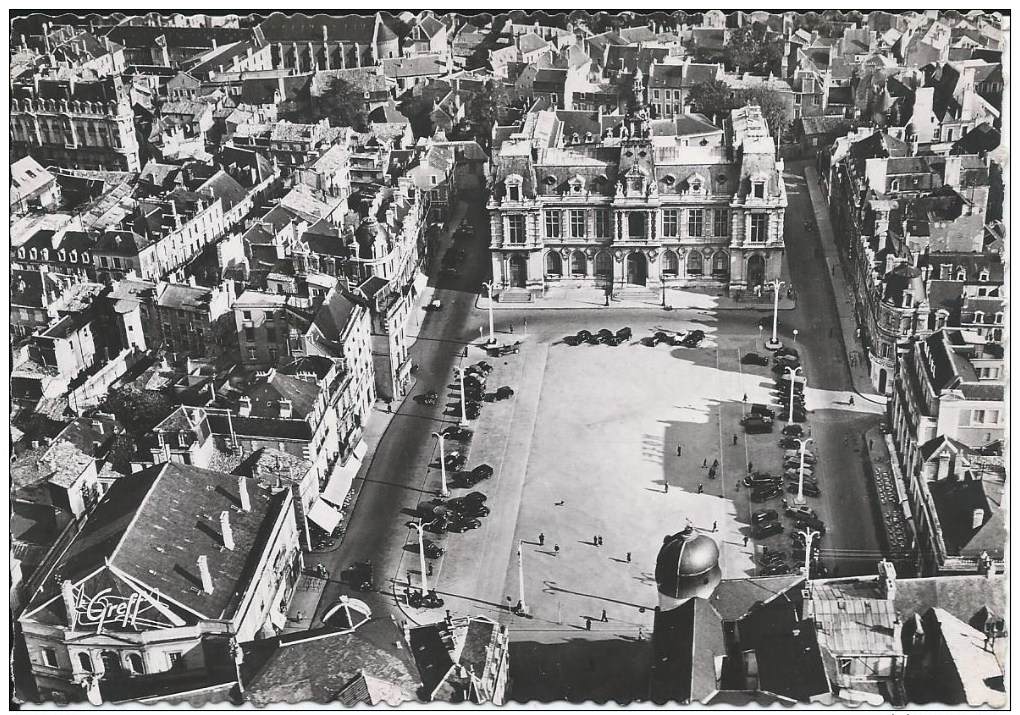 POITIERS (86 - Vienne) - Vue Aérienne Générale - L´Hôtel De Ville - CPSM - Poitiers