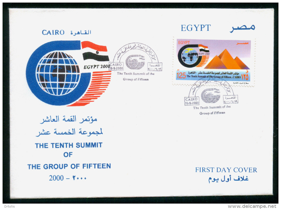 EGYPT / 2000 / TENTH GROUP 15 SUMMIT ; CAIRO / PYRAMIDS / FLAG / GLOBE / FDC - Lettres & Documents