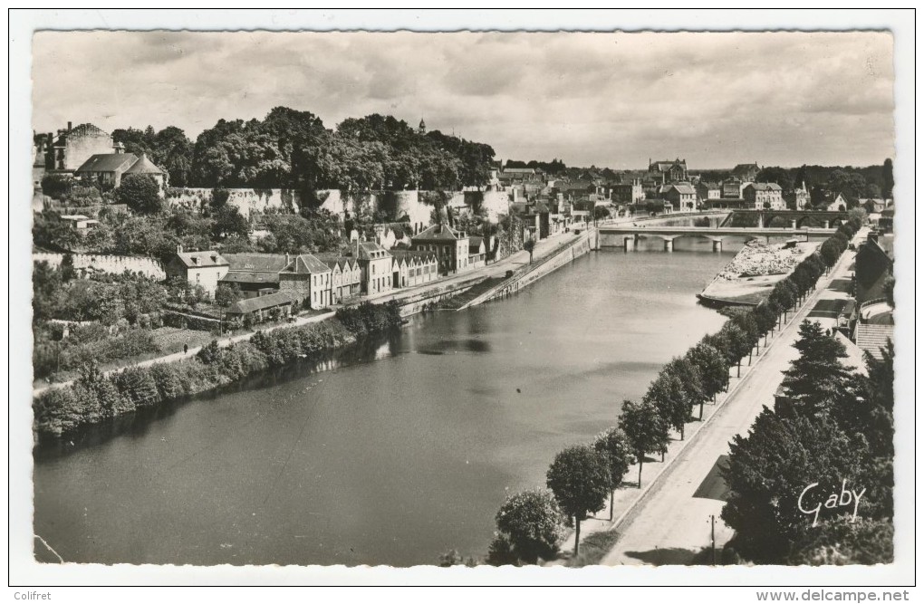 53 - Mayenne    Vue D'ensemble - Mayenne