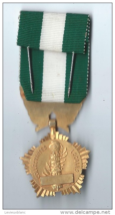 Médaille D´Honneur Départementale Et Communale /Or/35 Ans De Service/France/ Entre 1945 Et 1987   D396 - Francia