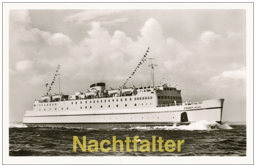 AK - Schiffe - Hochsee - Fährschiff "Theodor Heuss" - Fähren