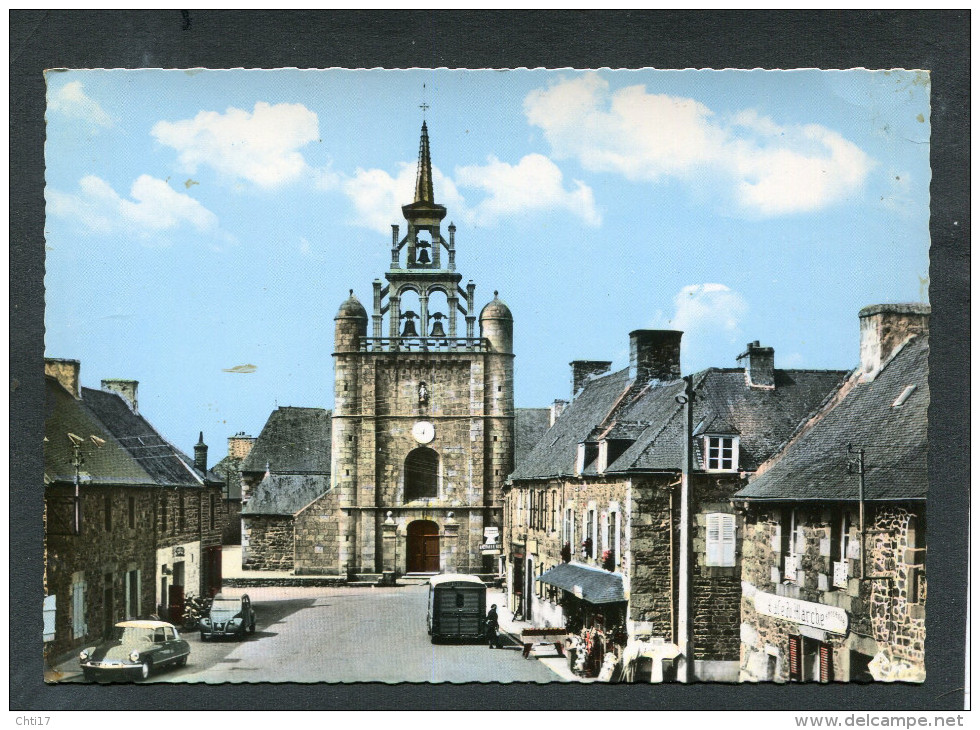 PLEUBIAN  1960  L EGLISE ET LA PLACE  CIRC  NON   / EDIT - Pleubian