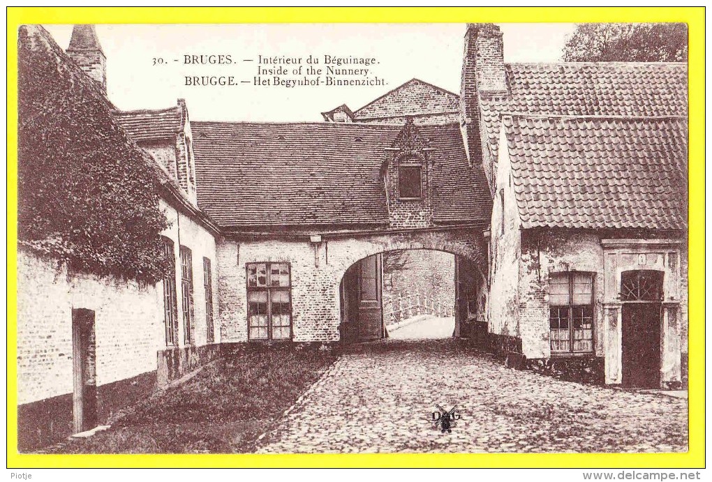 * Brugge - Bruges (West Vlaanderen) * (DG, Nr 30) Intérieur Du Béguinage, Binnenzicht Begijnhof, Porte, CPA, Rare - Brugge