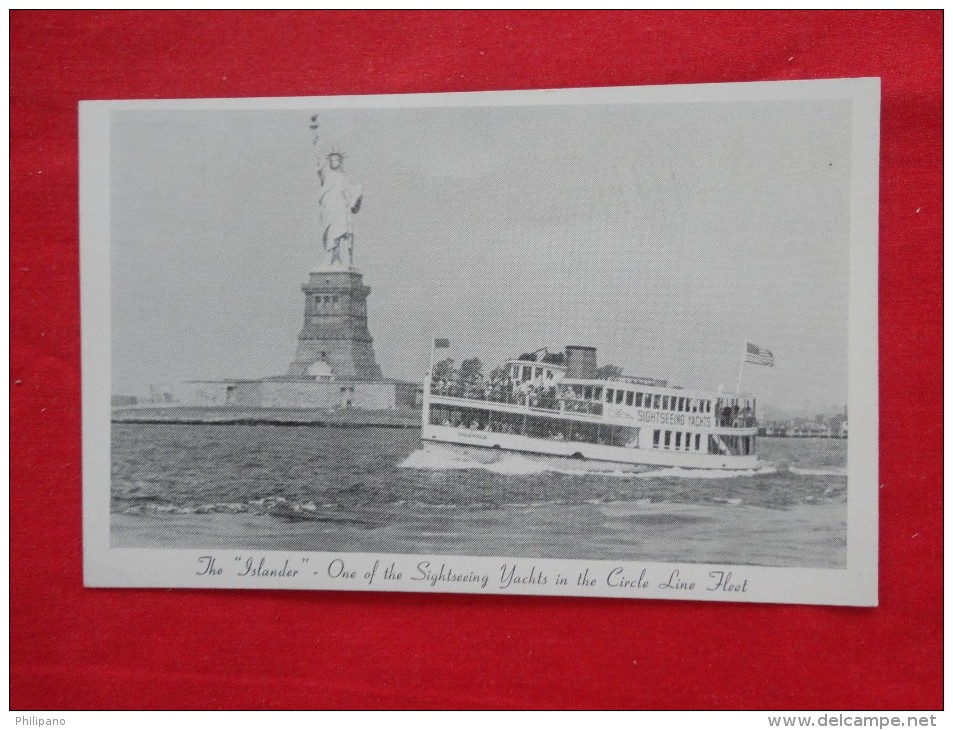 - New York > New York City > Manhattan    The Islander Sightseeing Yachts  By Statue Of Liberty  Not Mailed  Ref 1154 - Manhattan