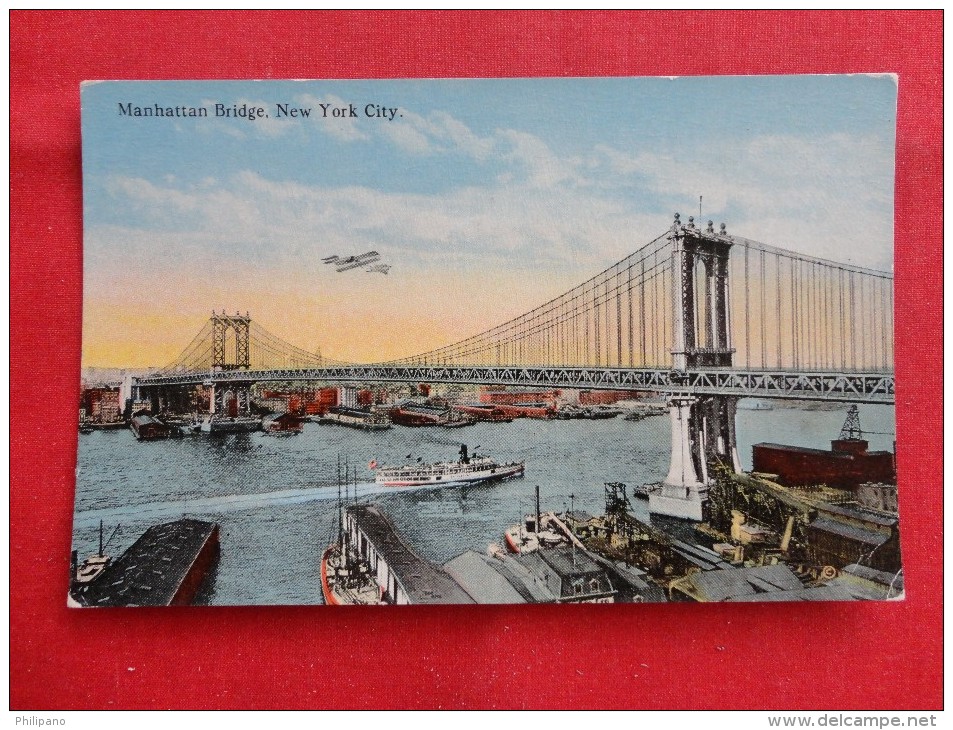 New York > New York City > Bridges & Tunnels  Small Plane Flying  Over Manhattan Bridge Ca 1910 Ref 1155 - Bruggen En Tunnels