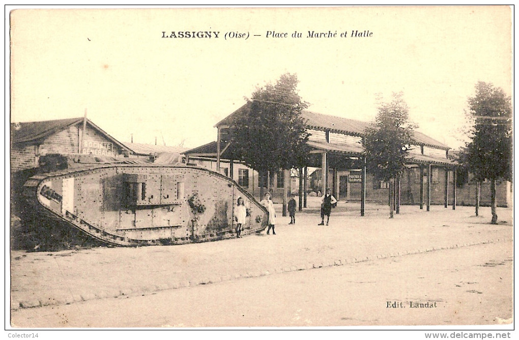 60  LASSIGNY   PLACE DU MARCHE HALLE - Lassigny