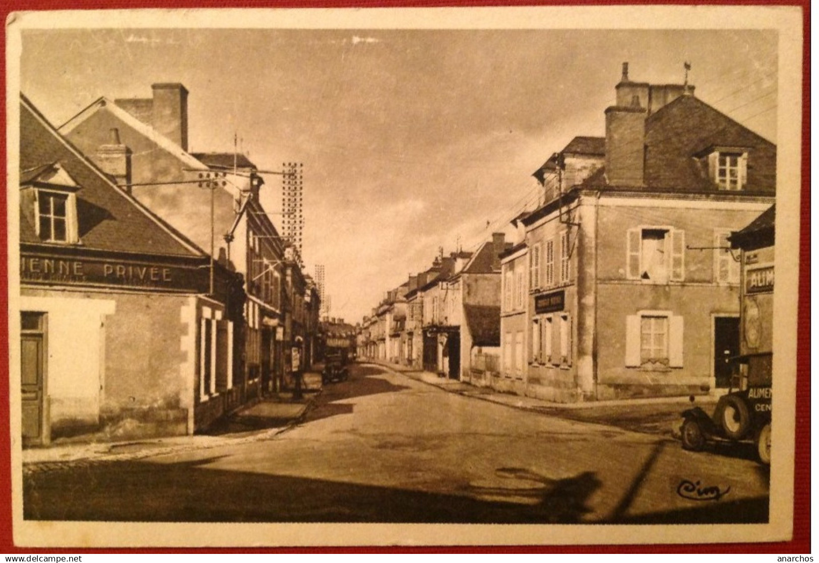 18 Cher LA GUERCHE La Grande Rue - La Guerche Sur L'Aubois