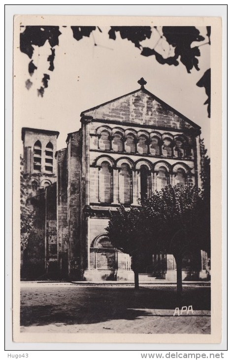 (RECTO / VERSO) JARNAC EN 1952 - N° 3 - L' EGLISE SAINT PIERRE - Jarnac