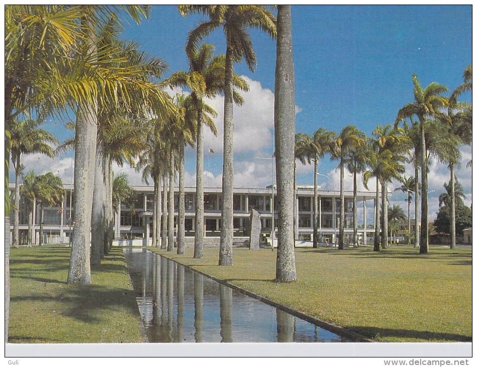 Afrique MADAGASCAR -  L´Hôtel De Ville De TAMATAVE (Editions:Lémurie Année 1985- Photo HOA QUI N°01385)* PRIX FIXE - Madagascar