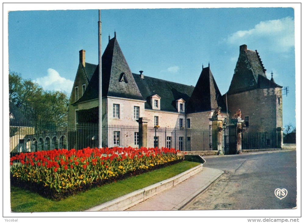 CP, 72, LA FLECHE, L'Hôtel De Ville, Vierge, Ed : ARTAUD Frères - La Fresnaye Sur Chédouet