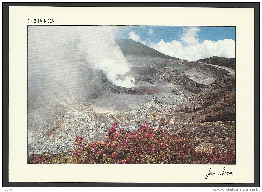 Costa Rica, The Poas Volcano National Park. - Costa Rica