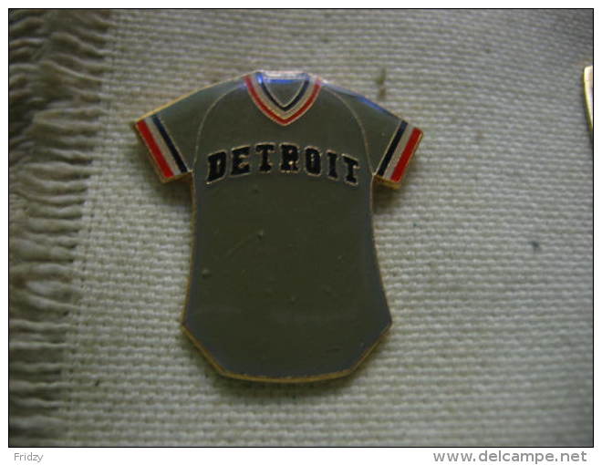 Pin´s Maillot Major League Baseball - Baseball