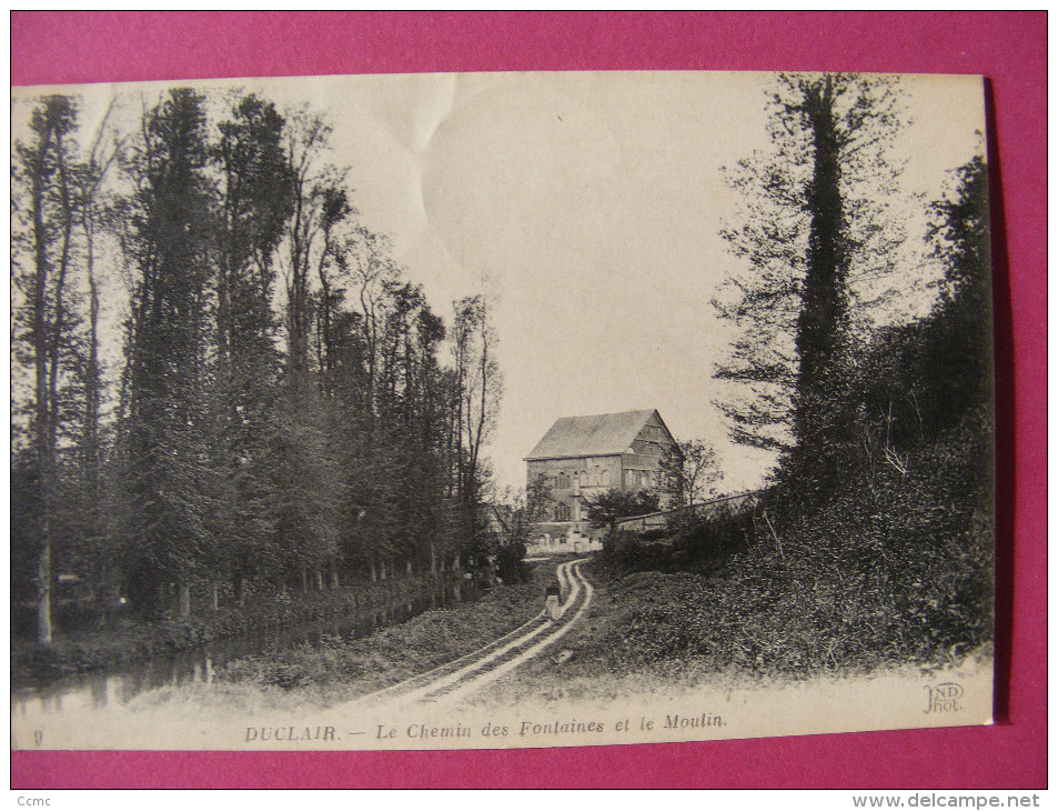 CPA Duclair (76) - Le Chemin Des Fontaines Et Le Moulin - Duclair