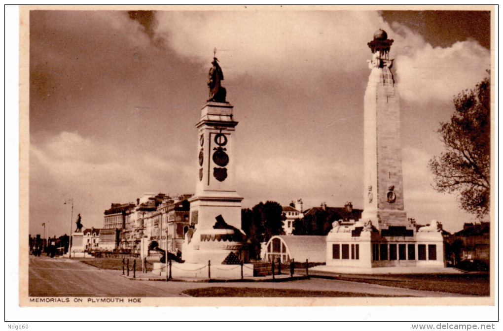 Memorials On Plymouth Hoe - Plymouth