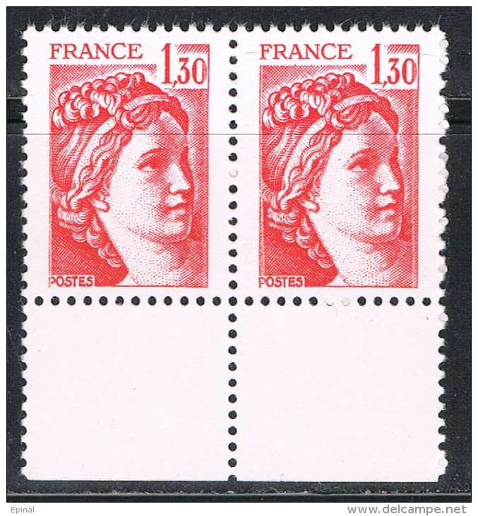 FRANCE : N° 2059** En Paire Horizontale Avec Bord De Feuille (Type Sabine) - PRIX FIXE - - 1977-1981 Sabine De Gandon