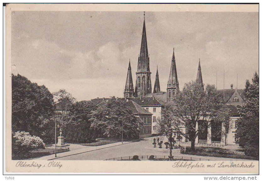 Oldenburg Schlossplatz Mit Lambertikirche - Oldenburg