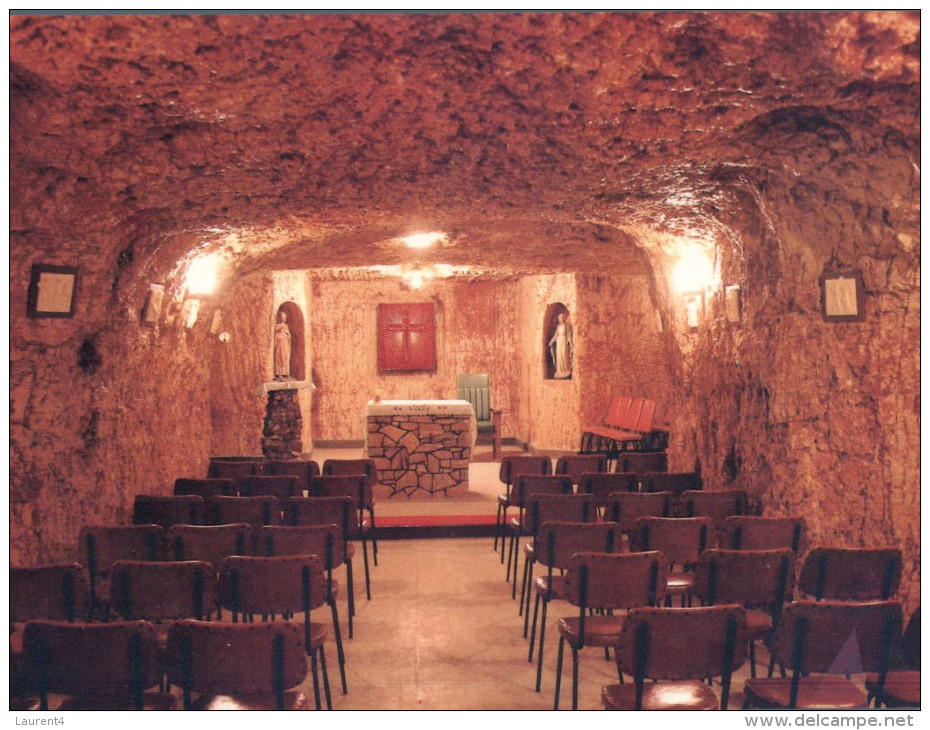 (899) Australia - SA - Coober Pedy Underground Church - Coober Pedy