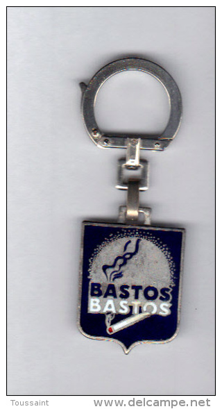 Porte Clefs: Bastos, Cigarettes, Trefle, Augis (14-489) - Porte-clefs