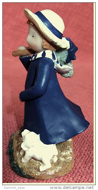 Hartkunststoff-Figur Aus Den 1970er Jahren  -   Mädchen Mit Hund - People