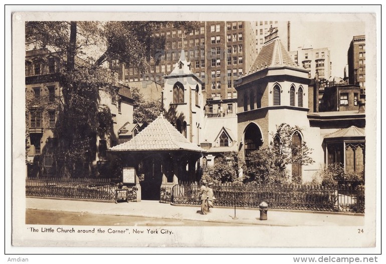 USA - NEW YORK CITY NY - LITTLE CHURCH AROUND THE CORNER C1946 Vintage Real Photo Postcard RPPC  [1719] - Kerken