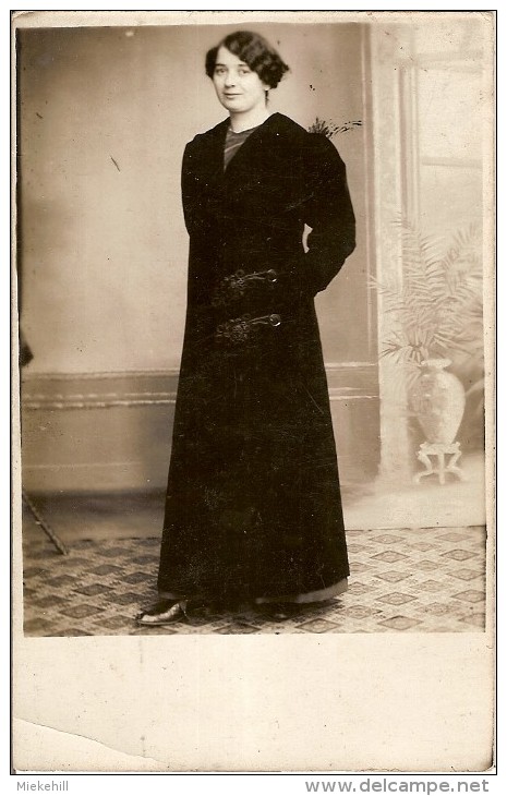 PORTRAIT DE FEMME -photographie Originale - Anciennes (Av. 1900)