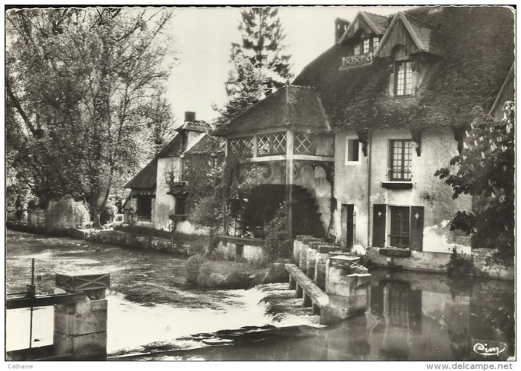 27 . FOURGES . HOSTELLERIE DU MOULIN DE FOURGES  . LE DEVERSOIR - Fourges