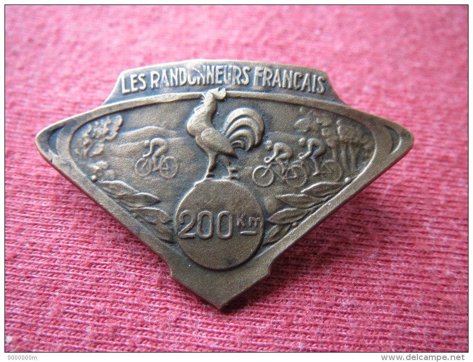 Broche Médaille Laiton 1893,les Randonneurs Français,Coq Gaulois,cyclisme Vélo. - Andere & Zonder Classificatie