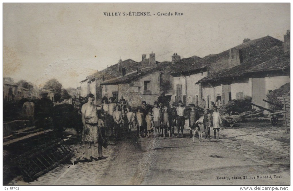 54 - VILLEY-SAINT-ETIENNE - Grande Rue Très Animée - Autres & Non Classés