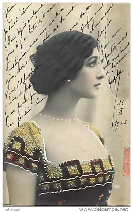 Artistes - Ref A557-  Cavalieri - Carte Systeme  Cheveux Et Robe En Relief  - Carte Bon Etat - - Artisti