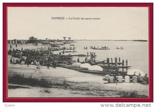 AFRIQUE. - ZAMBIE.  Zambèze. La Flotille Des Canaux Royaux.  (C.P.A. - Petit Format. - Animée.) - Zambia