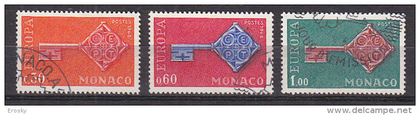 Q6805 - MONACO Yv N°749/51 - Usados