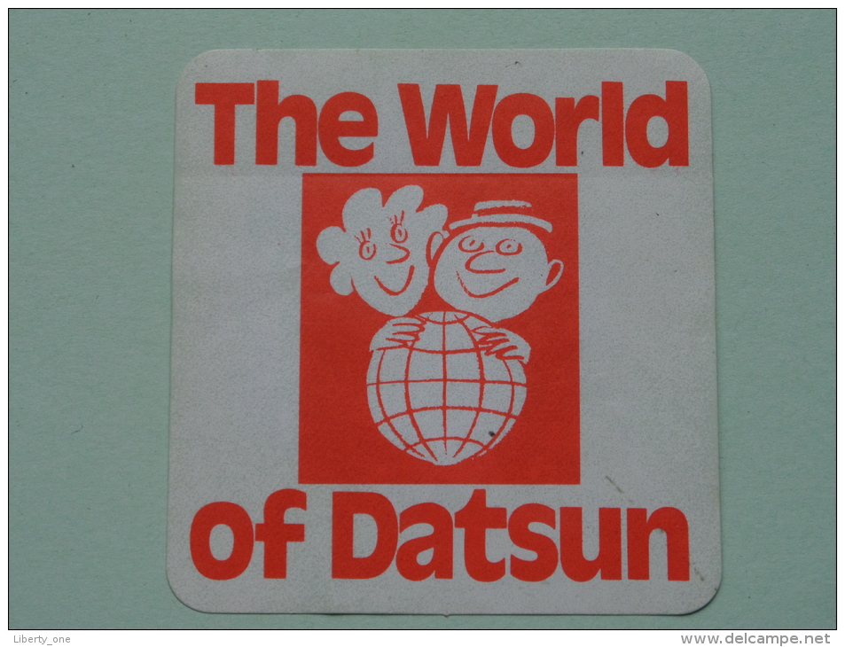 The World Of DATSUN ( +/- 9 / 9 Cm - Zie Details Foto ) ! - Autocollants