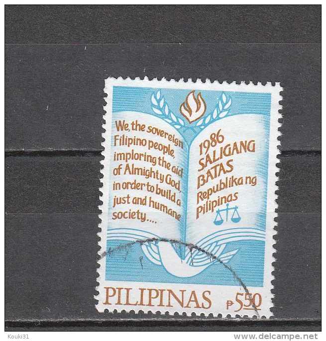 Philippines YT 1551 Obl : Livre , Constitution - 1987 - Philippines