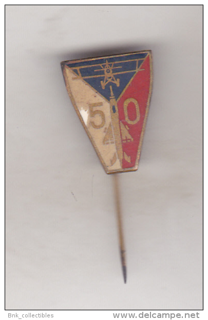 Czechoslovakia Czech Republic Old Pin Badge - Old Aviation Pin Badge - Montgolfières