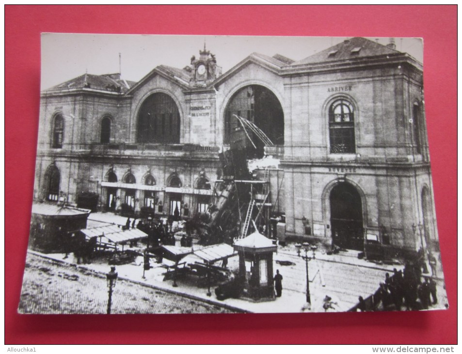 CPSM:Paris 1900"Gare Montparnasse 1895 Accident Train"éditions D'art Yvon Photo Pollitzer Bourg-la Noir &amp; Blanc Bril - Catastrofi