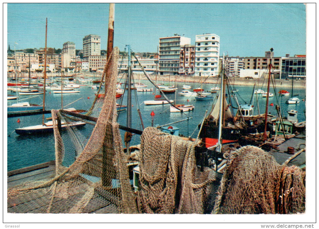 CPSM LE HAVRE 76 LE  PORT DESZ YACHTS BATEAUX DE PECHE PECHEURS 1966 - Port