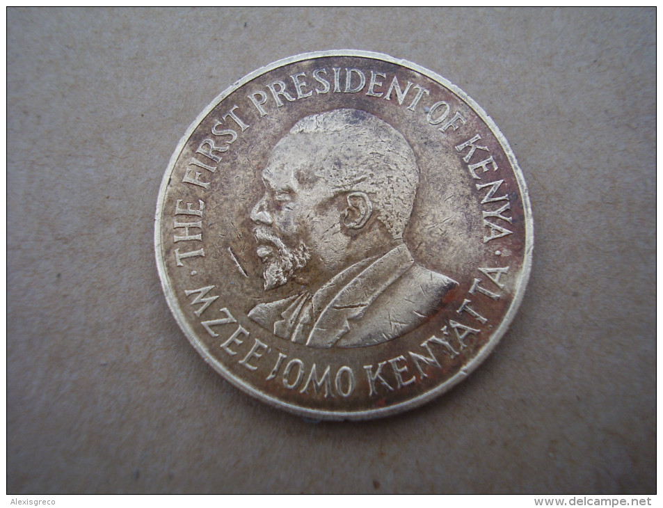 KENYA 1969 TEN CENTS   KENYATTA Nickel-Brass  USED COIN In GOOD CONDITION. - Kenya